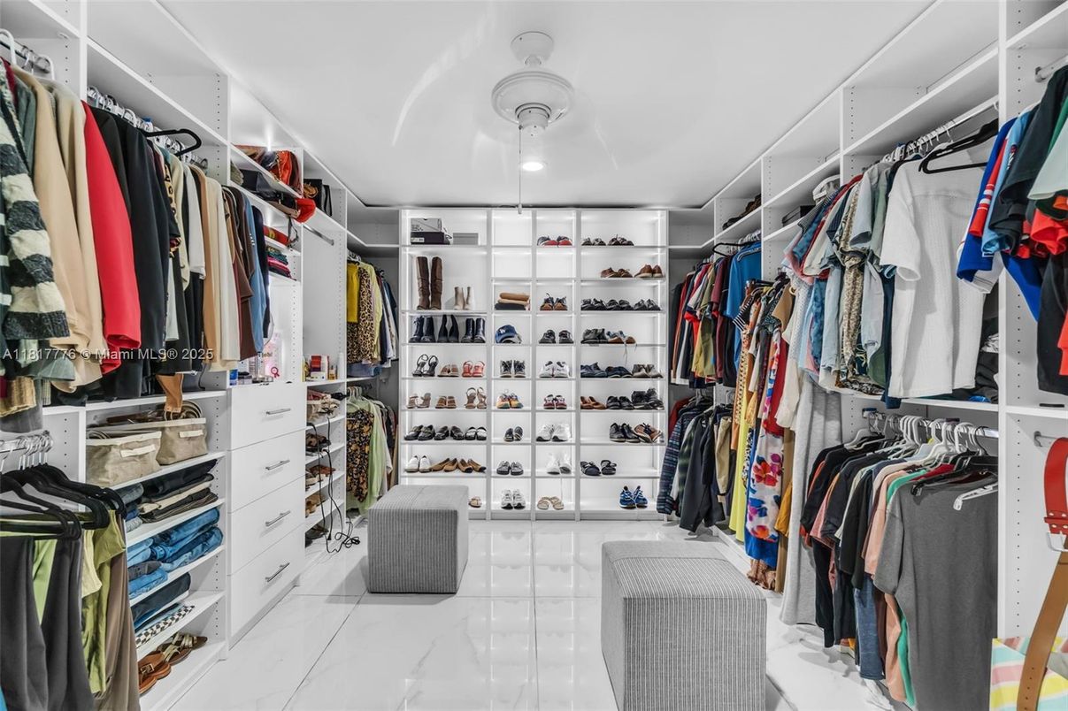 Interior, Marble, Walk-in Closets