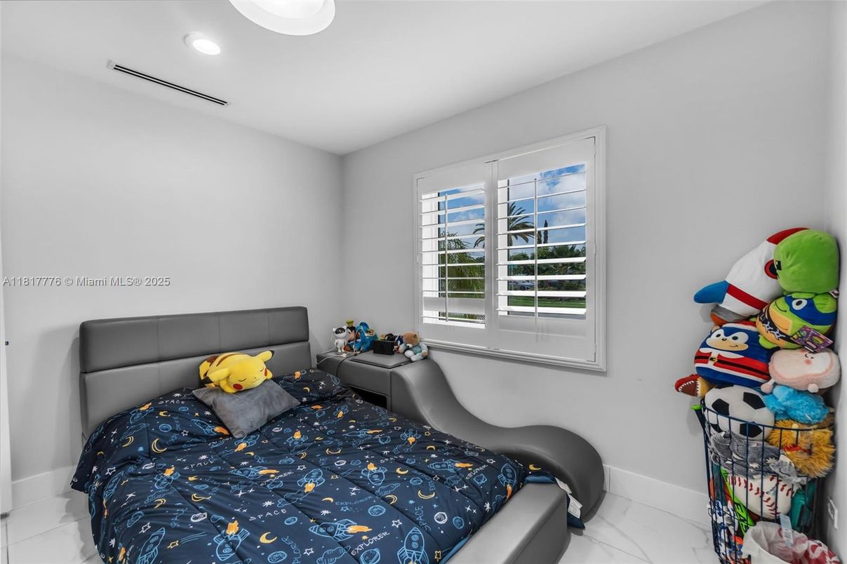 Bedroom, Interior, Marble, Recessed Lighting