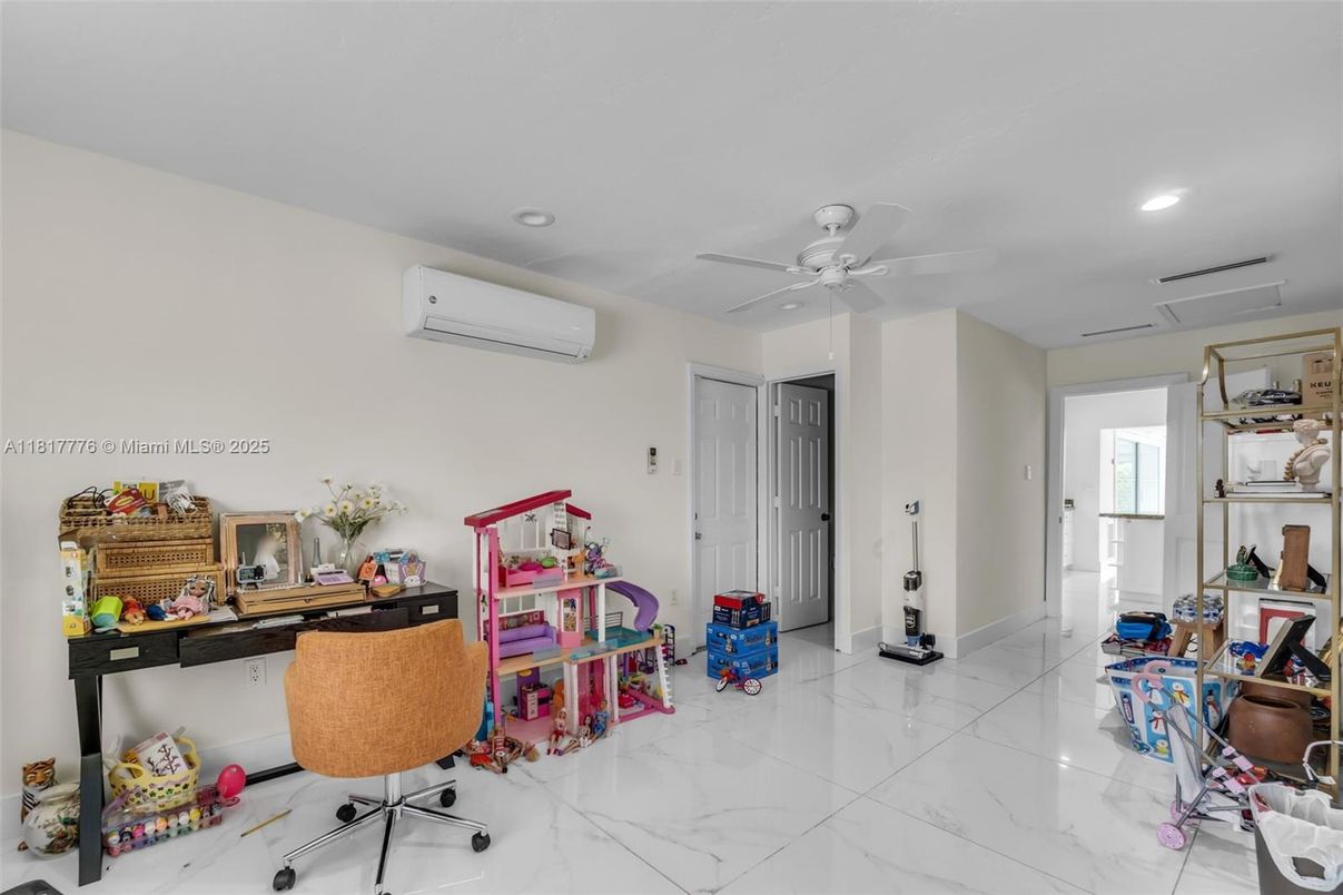 Home Office, Interior, Marble, Recessed Lighting