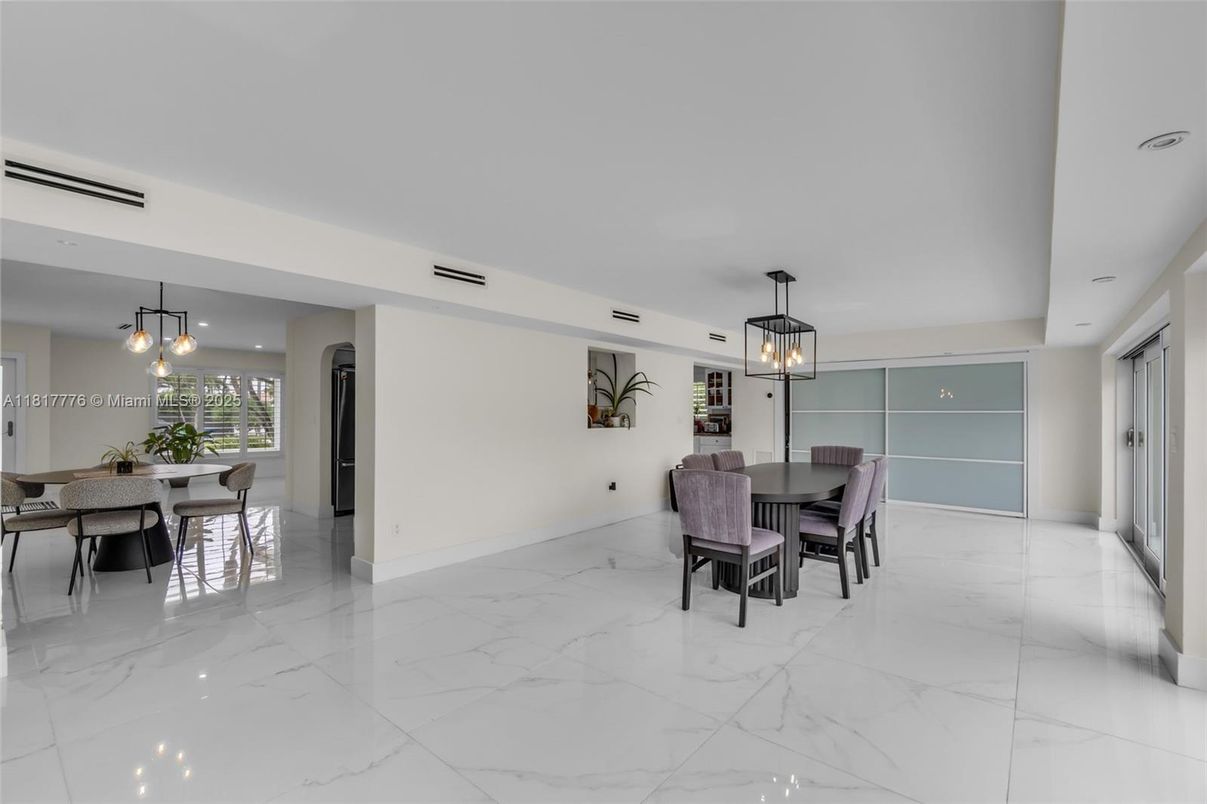 Dining room, Interior, Marble, Pendant Lights, Recessed Lighting