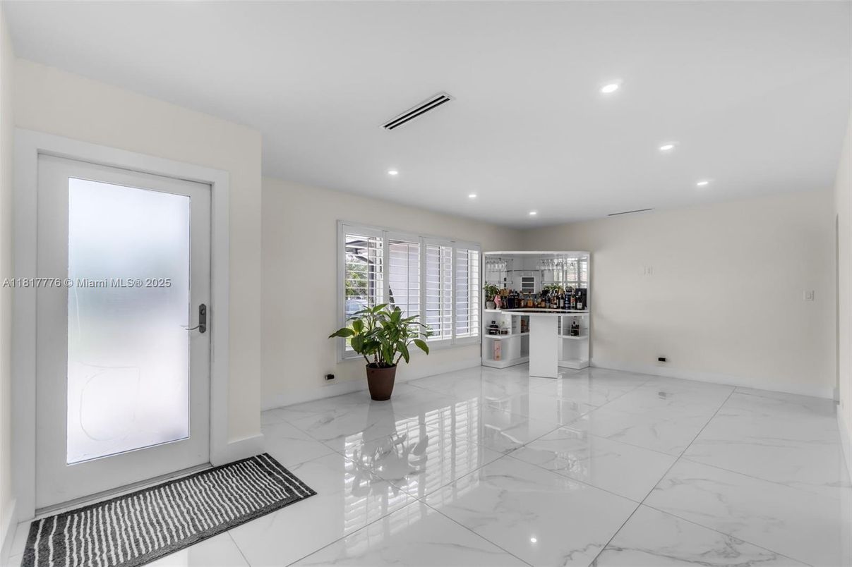 Interior, Marble, Recessed Lighting