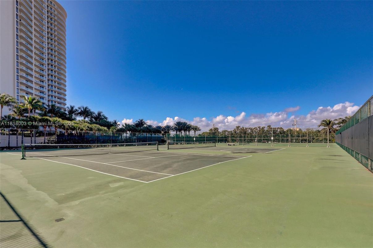 Exterior, Tennis Courts