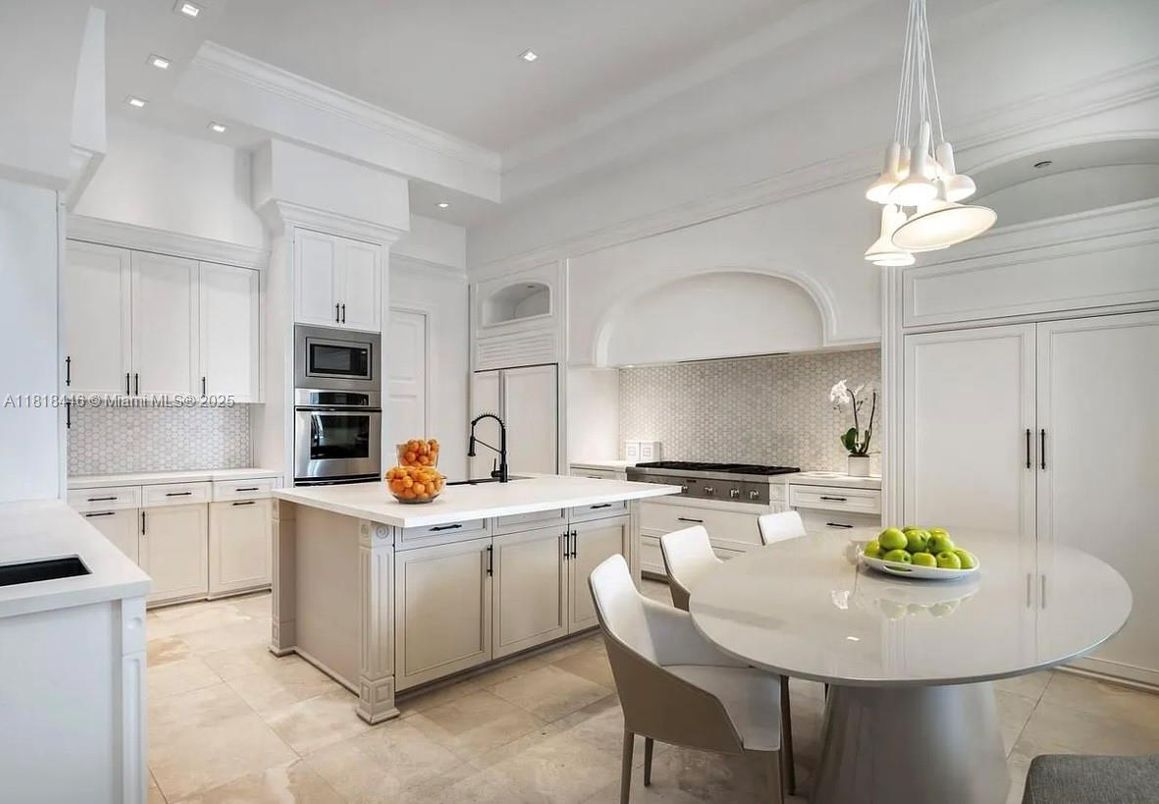 Interior, Kitchen, Pendant Lights, Recessed Lighting, Stainless Steel Appliances