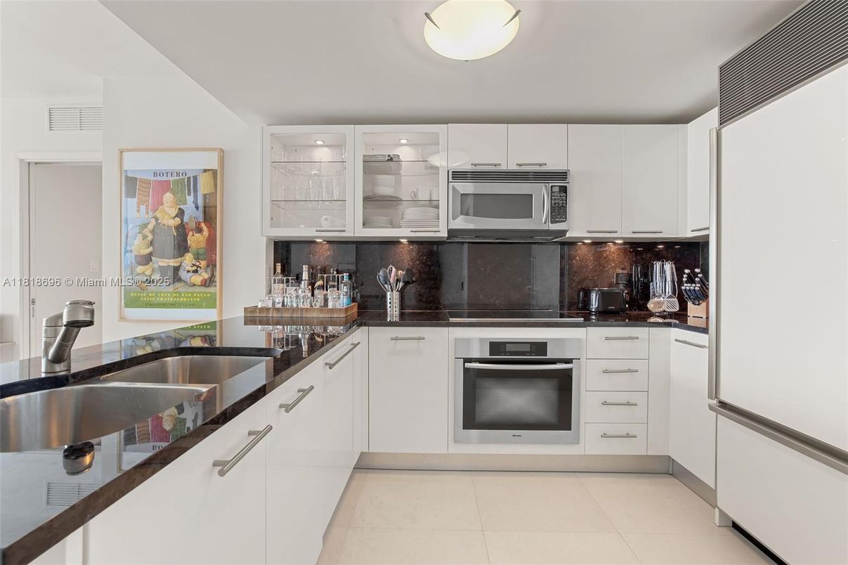 Interior, Kitchen, Stainless Steel Appliances