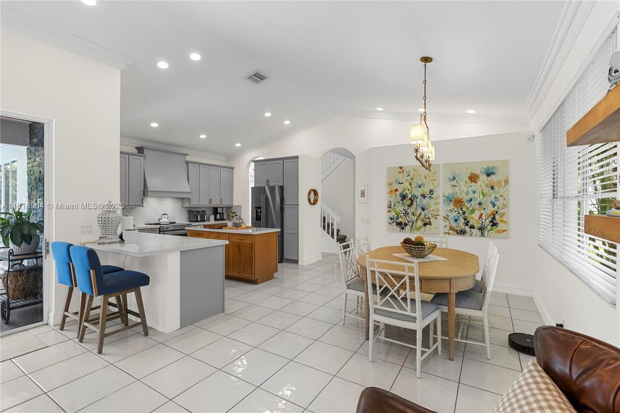 Dining room, Interior, Kitchen, Pendant Lights, Recessed Lighting