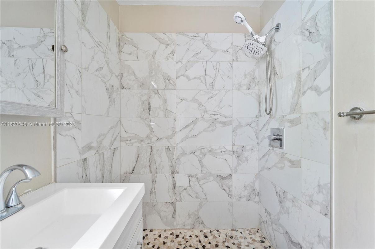 Bathroom, Interior, Marble Walls