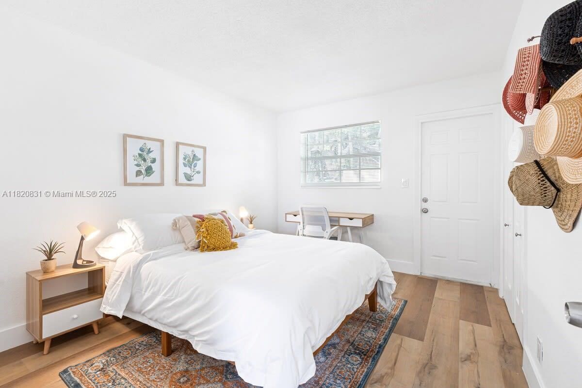 Bedroom, Interior, Wood Texture Flooring