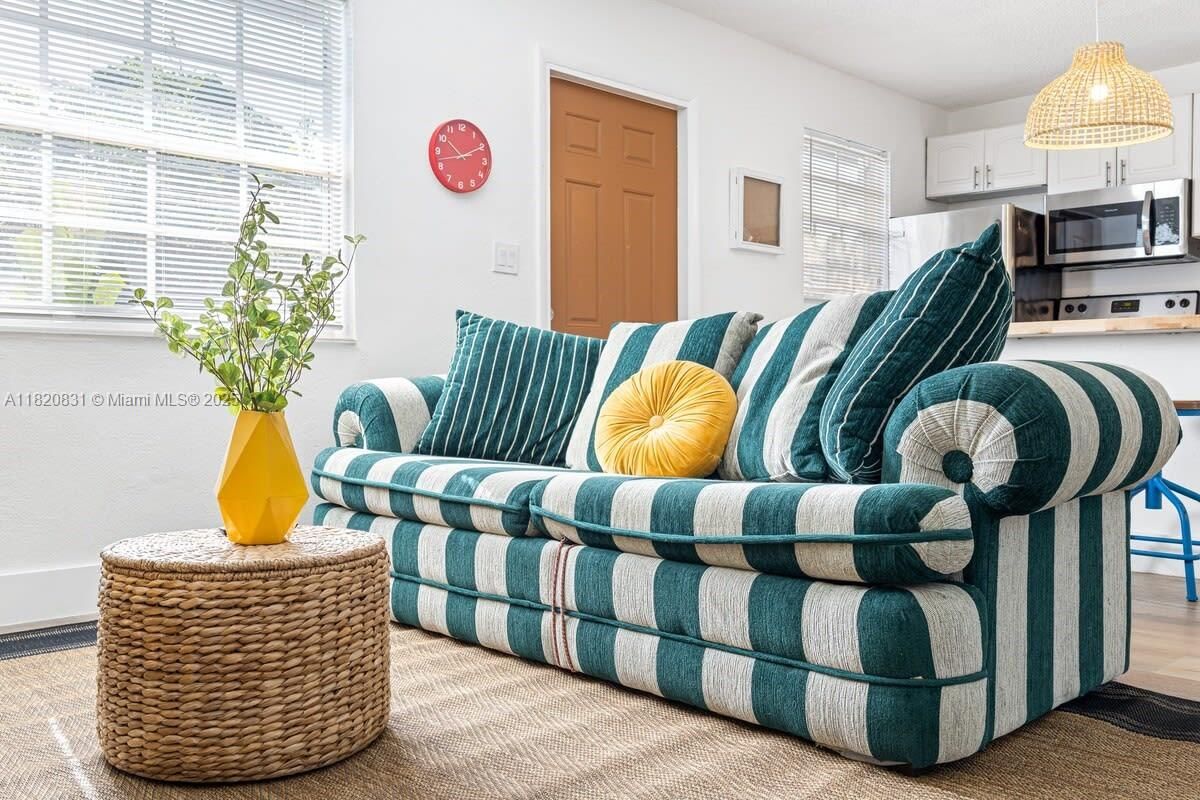 Interior, Kitchen, Living room