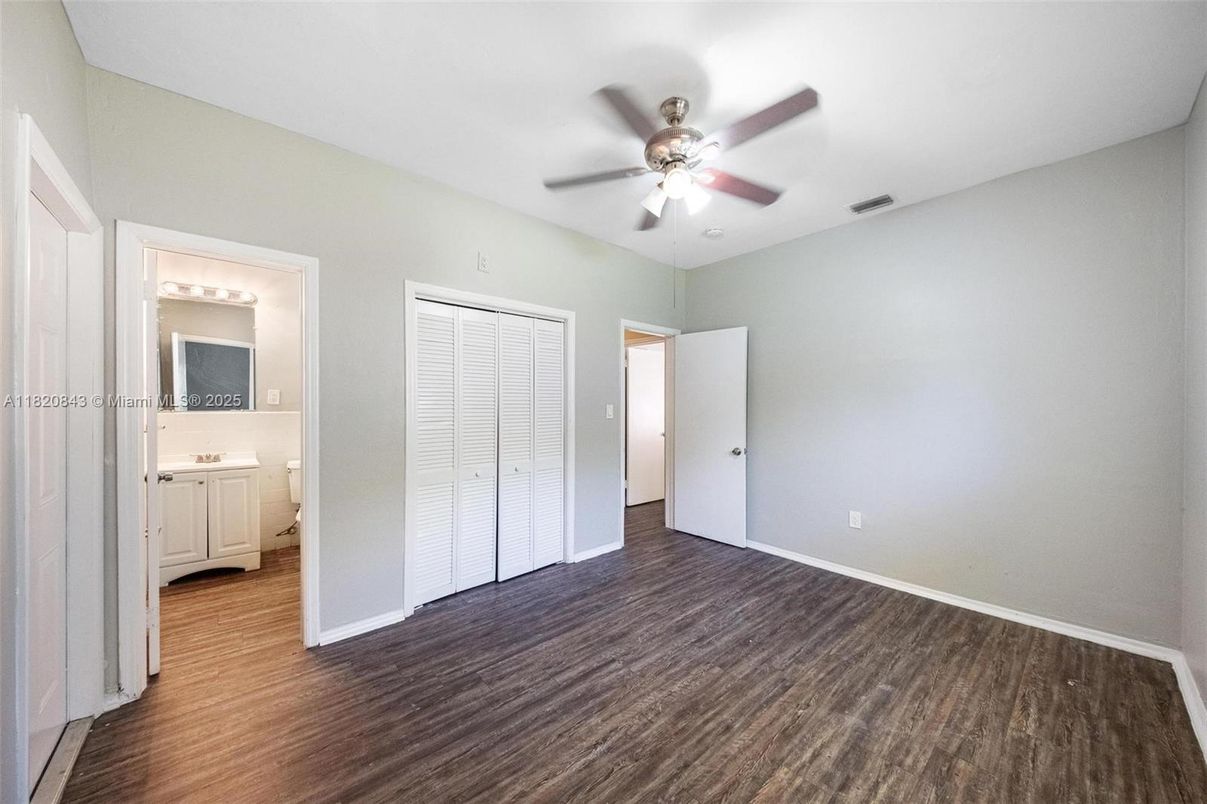 Bathroom, Empty room, Interior, Wood Texture Flooring