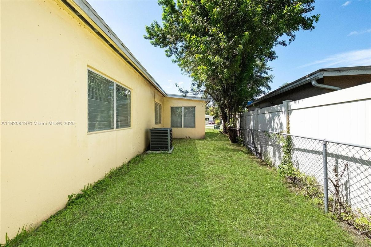 Backyard, Exterior
