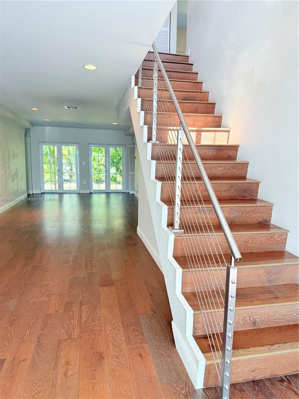 Interior, Recessed Lighting, Wood Texture Flooring