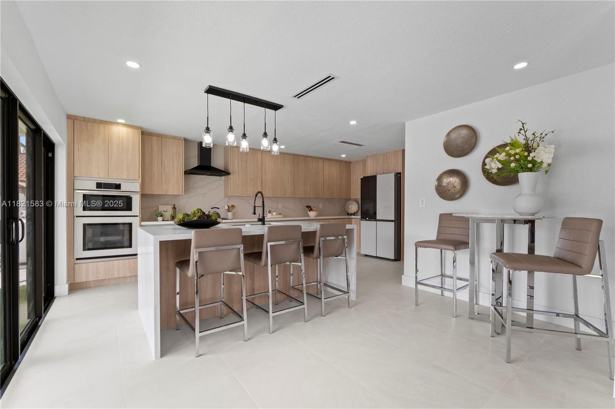 Interior, Kitchen, Pendant Lights, Recessed Lighting, Stainless Steel Appliances