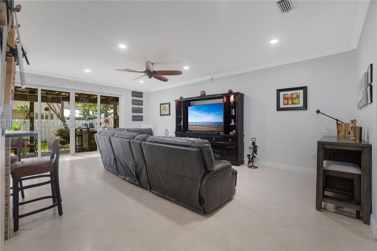 Home Theatre Room, Interior, Living room, Recessed Lighting