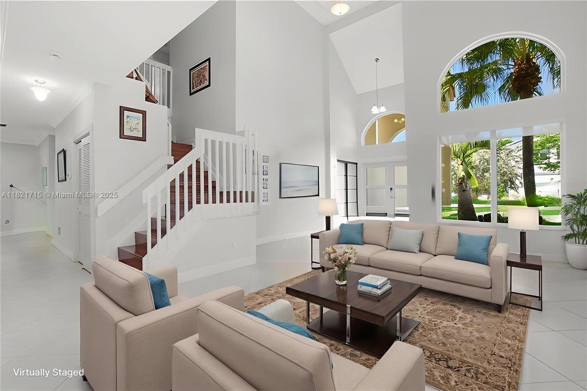 Interior, Living room, Pendant Lights