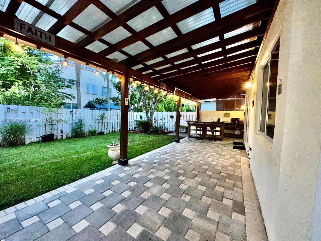 Backyard, Exterior