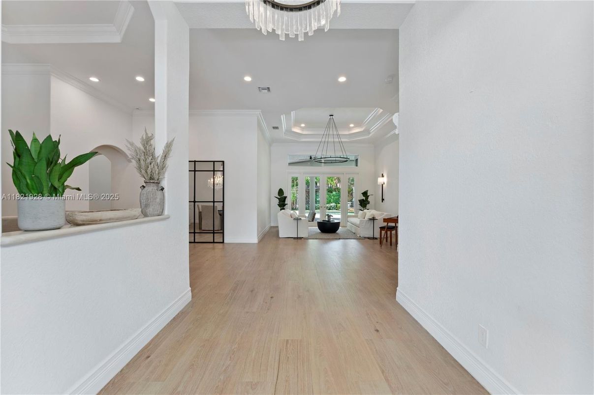 Chandelier, Interior, Living room, Recessed Lighting, Wood Texture Flooring