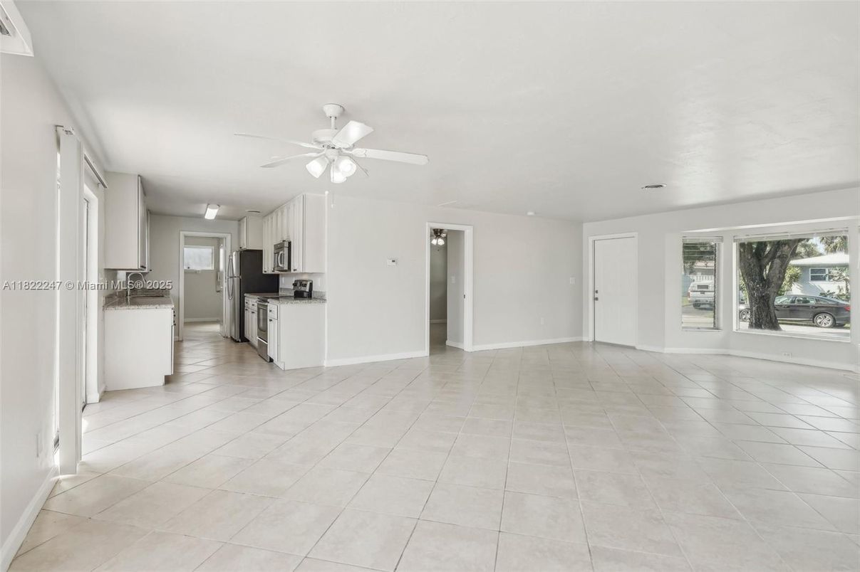 Empty room, Interior, Kitchen