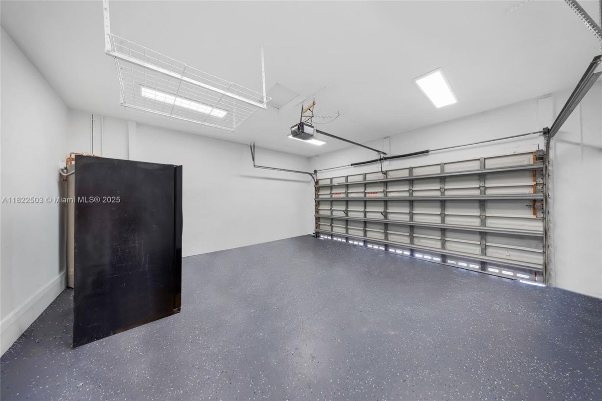 Garage, Interior, Recessed Lighting