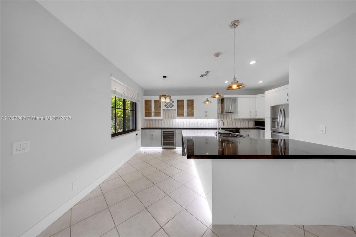 Interior, Kitchen, Pendant Lights, Recessed Lighting, Stainless Steel Appliances
