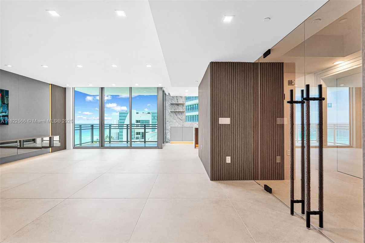 Interior, Recessed Lighting, Water