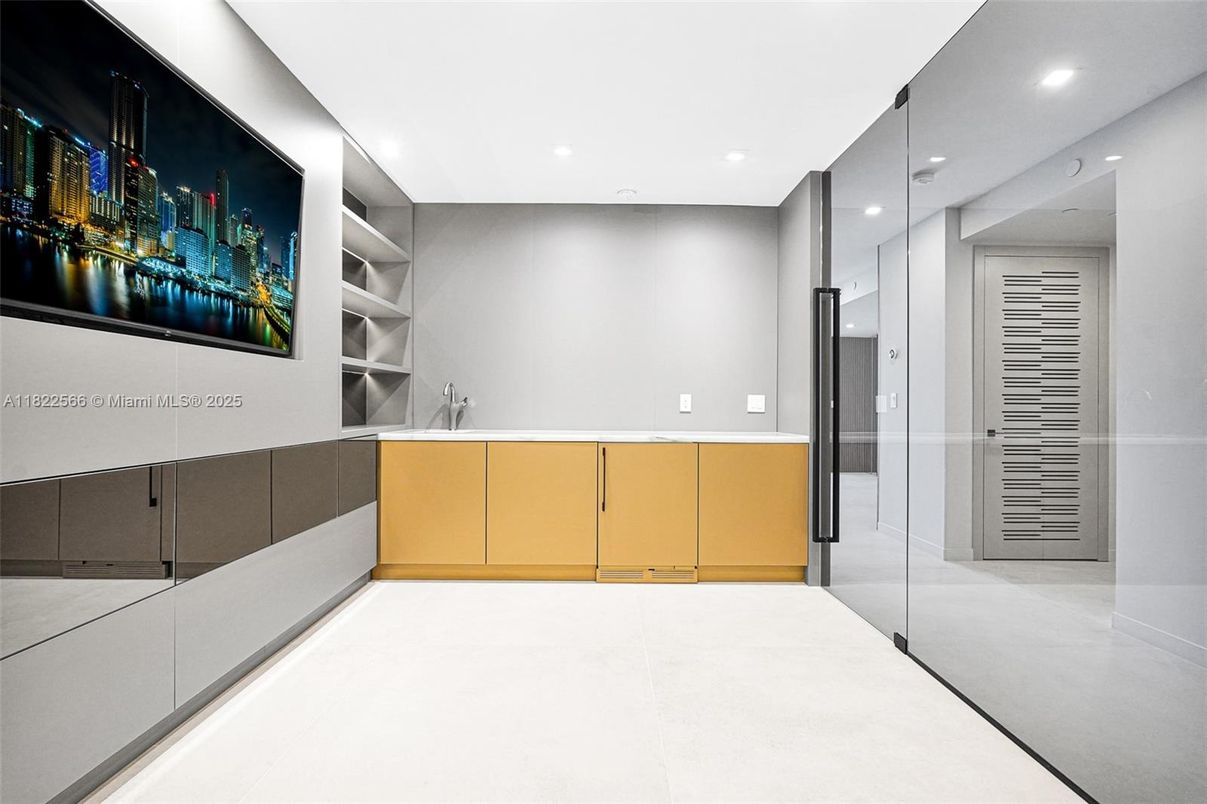 Interior, Recessed Lighting