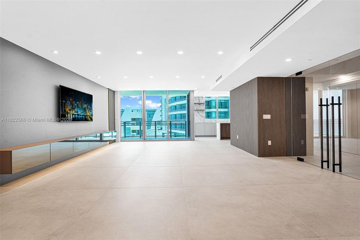 Interior, Recessed Lighting, Water