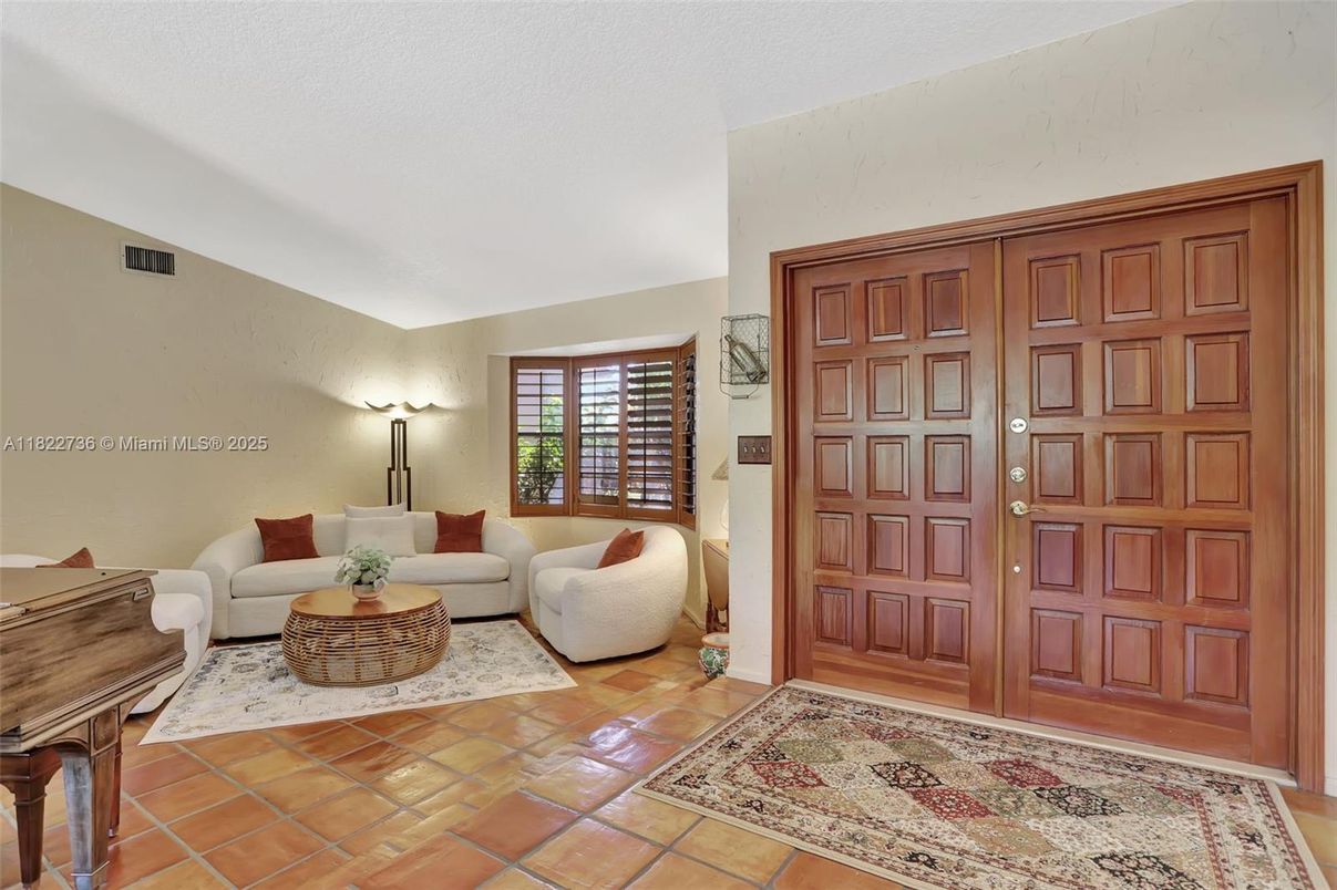 Interior, Living room