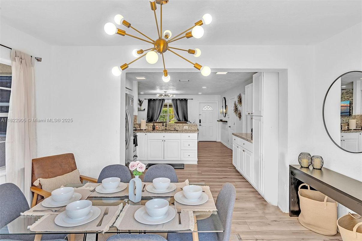 Dining room, Interior, Kitchen, Pendant Lights, Wood Texture Flooring