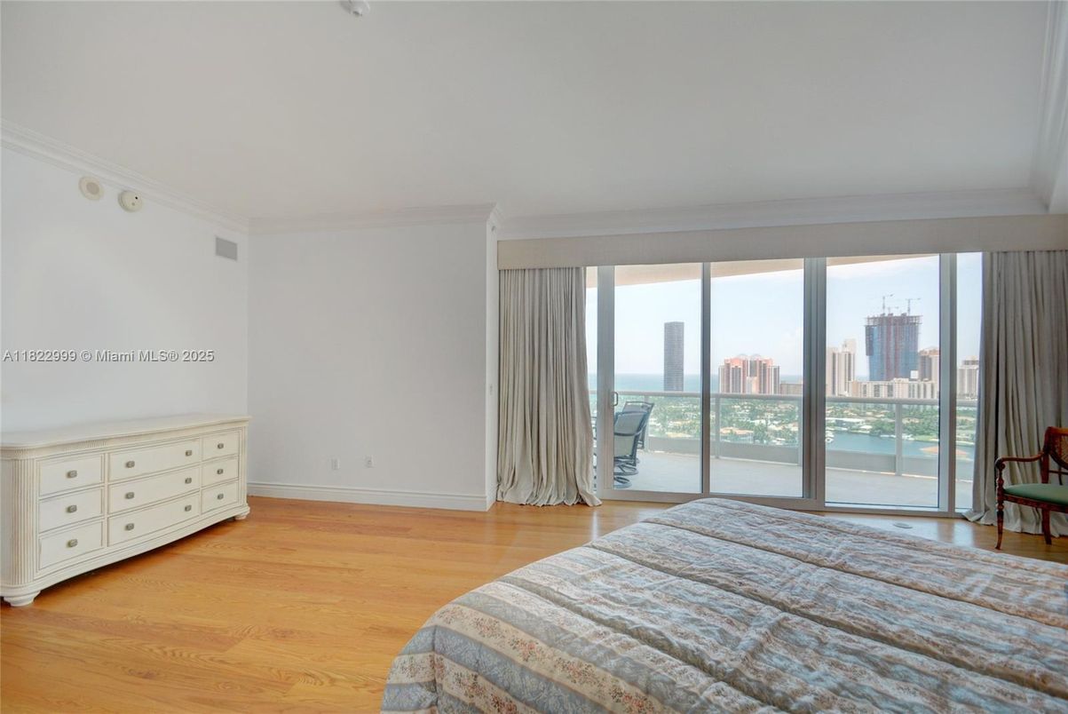 Bedroom, Interior, Water, Wood Texture Flooring