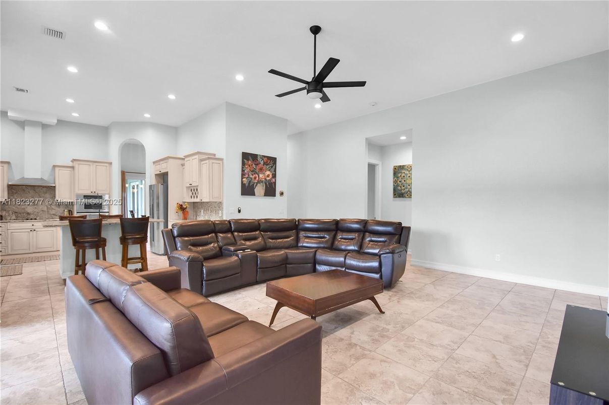 Interior, Kitchen, Living room, Recessed Lighting