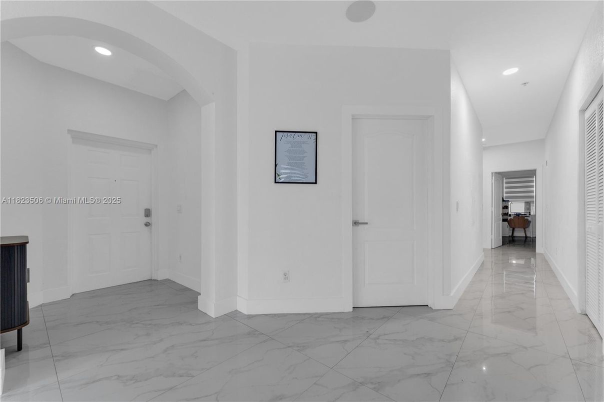 Interior, Marble, Recessed Lighting