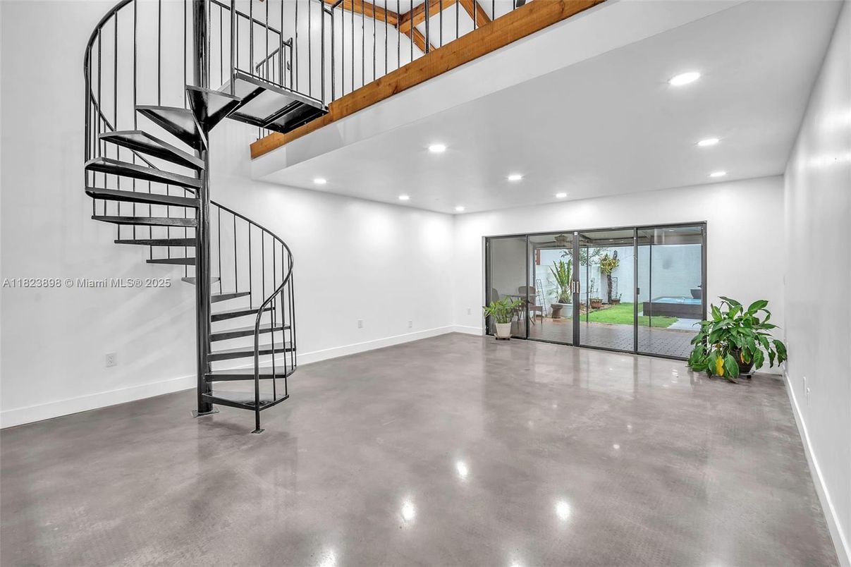Interior, Recessed Lighting