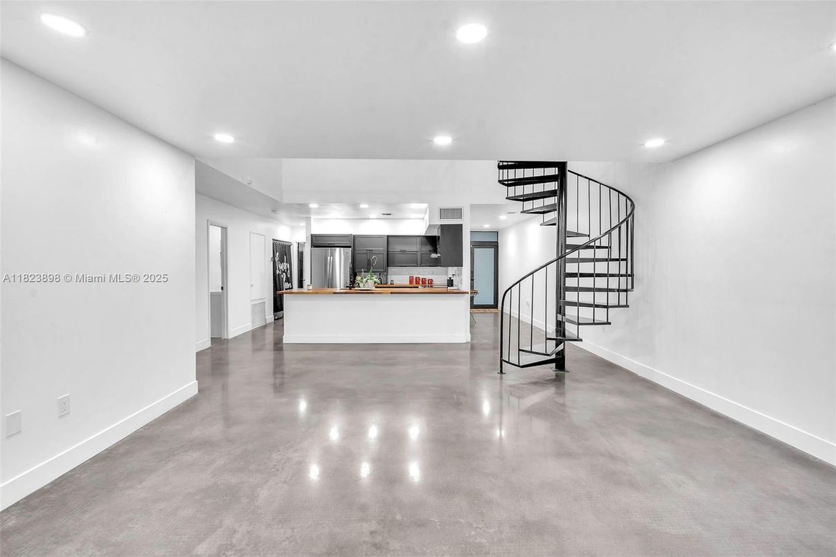 Interior, Kitchen, Recessed Lighting