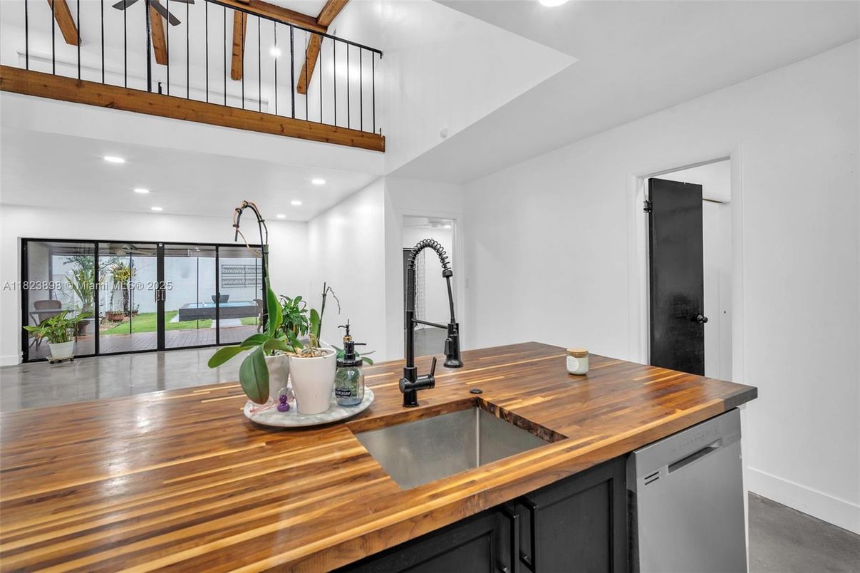 Interior, Kitchen, Recessed Lighting