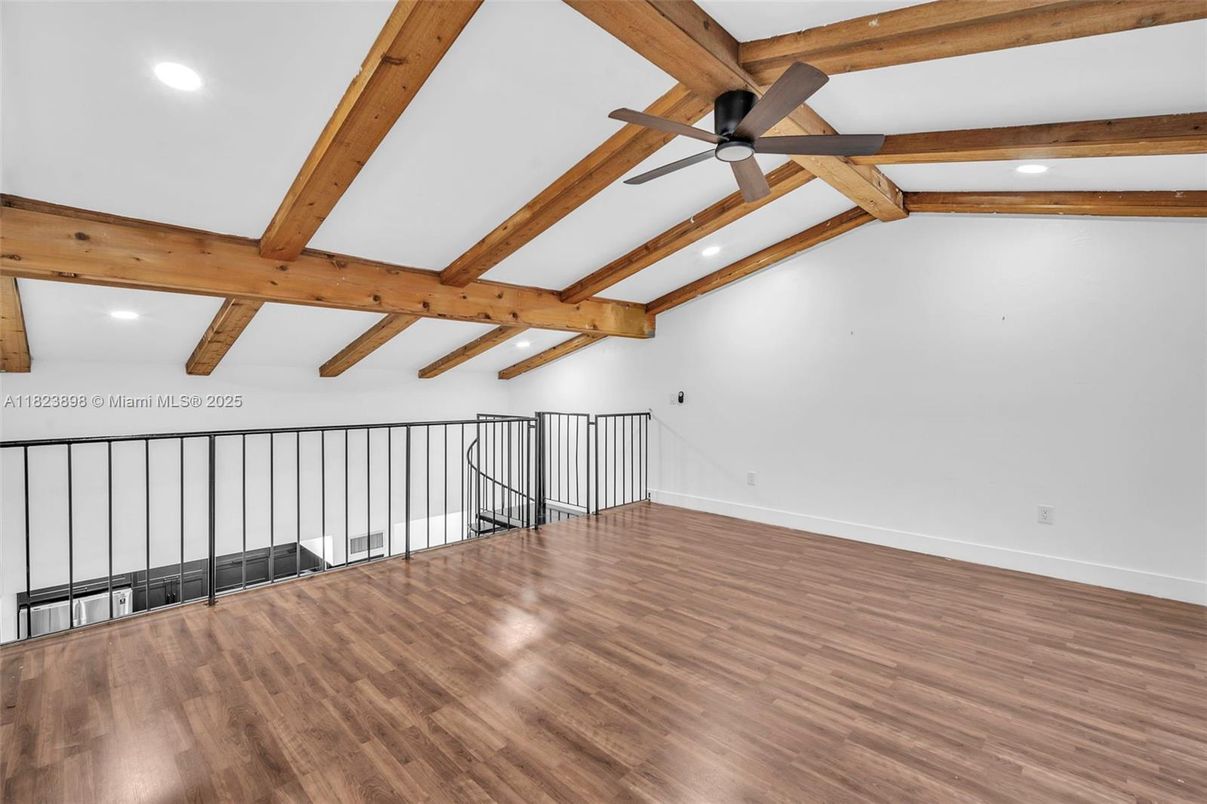 Empty room, Interior, Recessed Lighting, Wooden Beams, Wood Texture Flooring