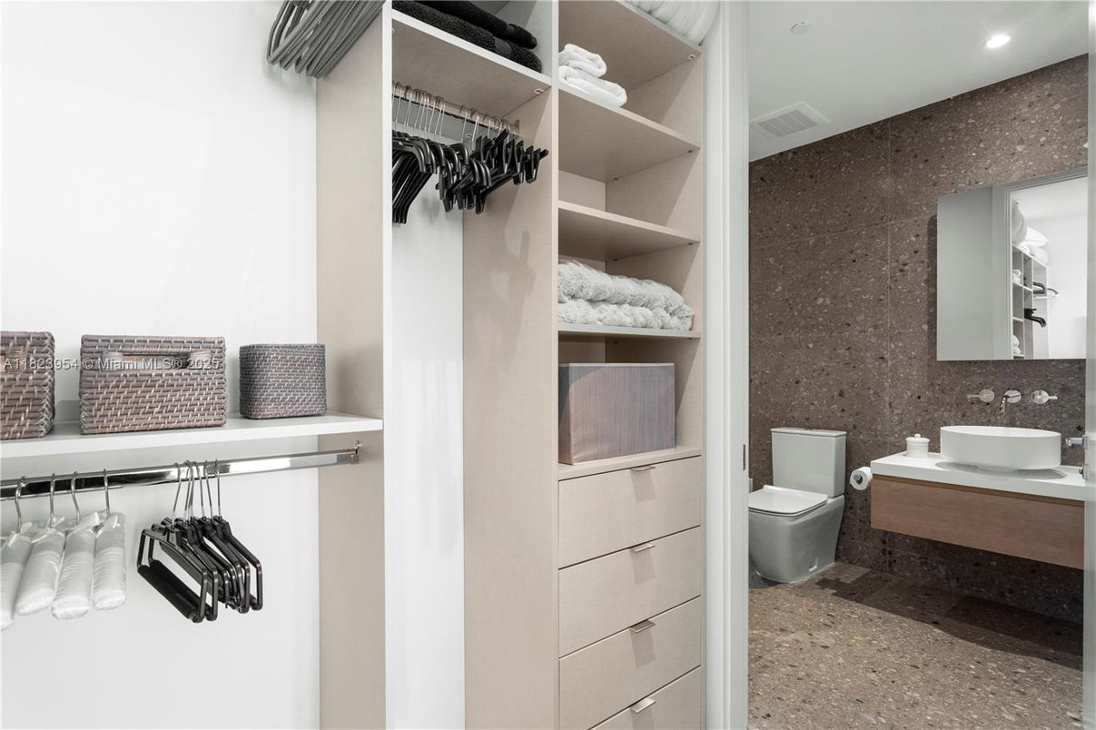 Bathroom, Interior, Recessed Lighting, Walk-in Closets
