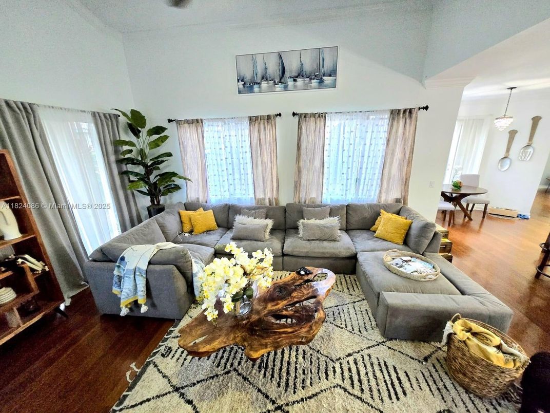 Interior, Living room, Pendant Lights, Wood Texture Flooring