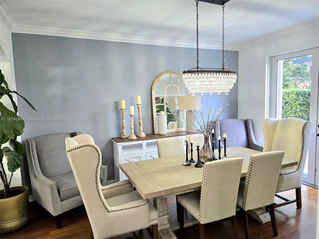 Chandelier, Dining room, Interior, Wood Texture Flooring