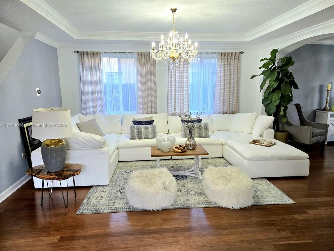 Chandelier, Interior, Living room, Wood Texture Flooring