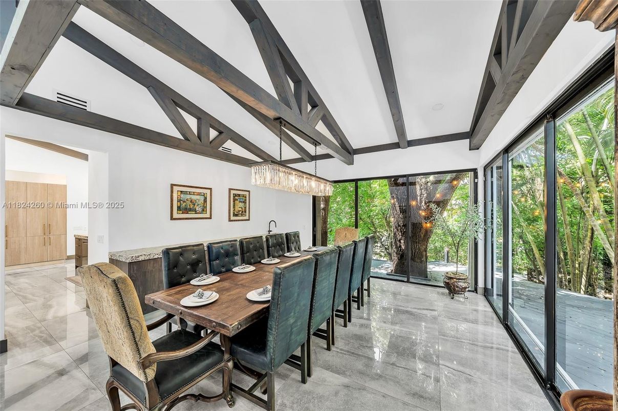 Dining room, Interior, Pendant Lights, Wooden Beams