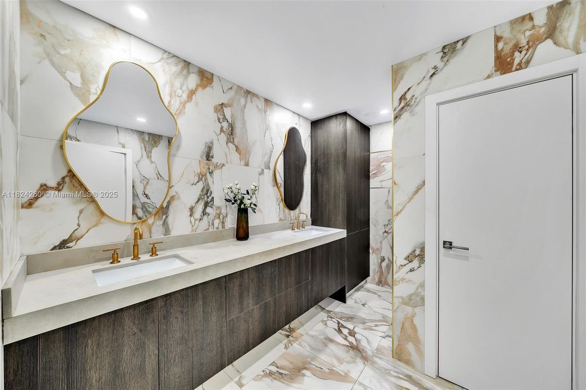 Bathroom, Dual Sink Vanities, Interior, Marble, Marble Walls, Recessed Lighting