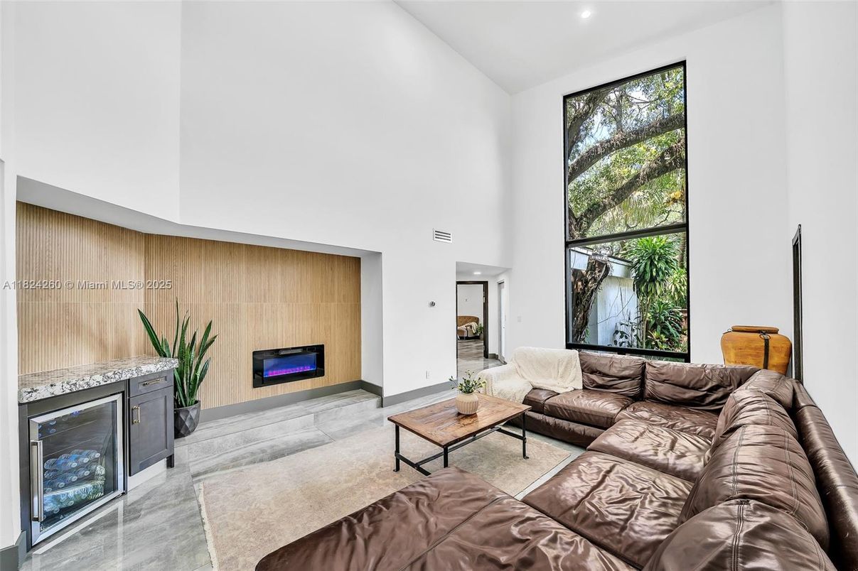Fireplace, Interior, Living room, Recessed Lighting