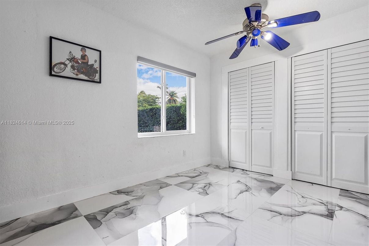 Empty room, Interior, Marble