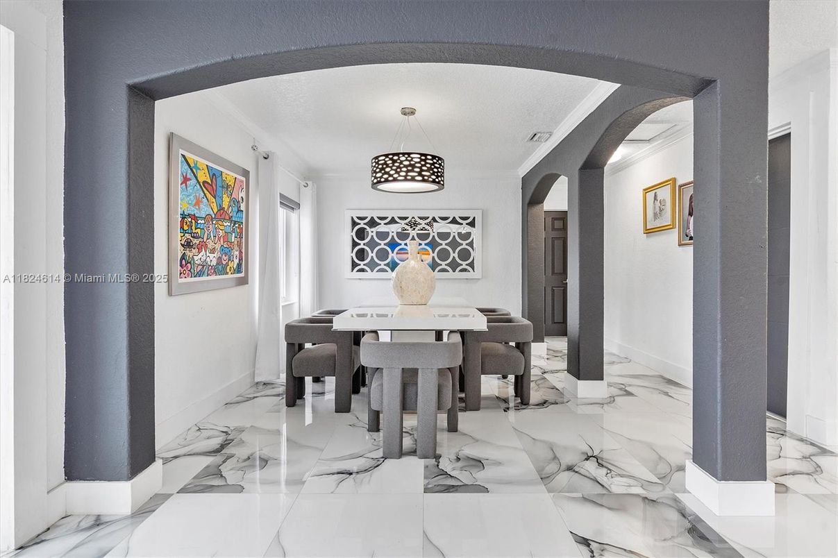 Dining room, Interior, Marble, Pendant Lights