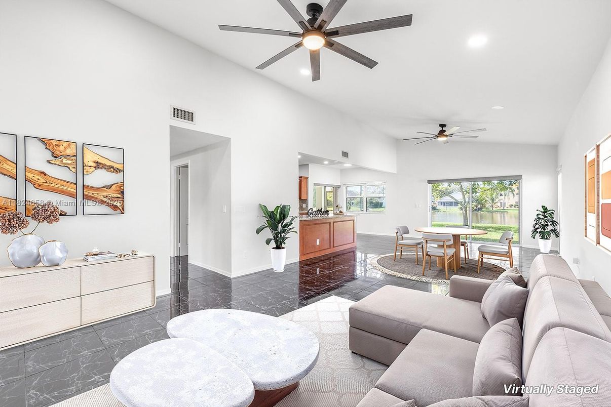 Dining room, Interior, Living room, Recessed Lighting