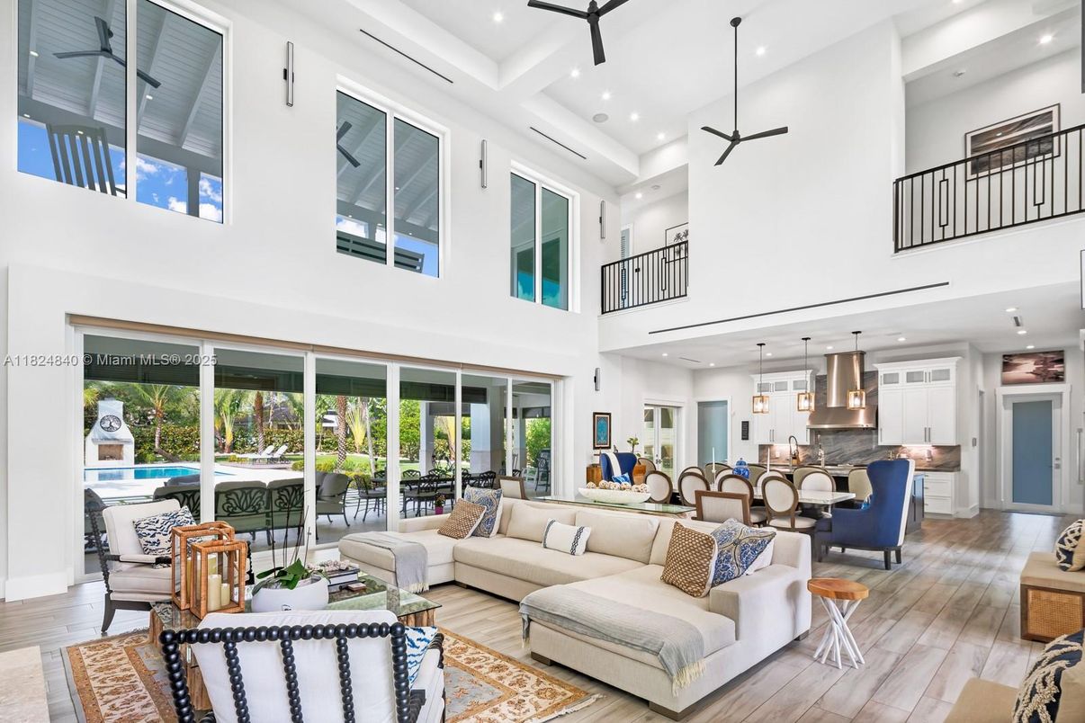 Dining room, Interior, Kitchen, Living room, Pendant Lights, Recessed Lighting, Wood Texture Flooring
