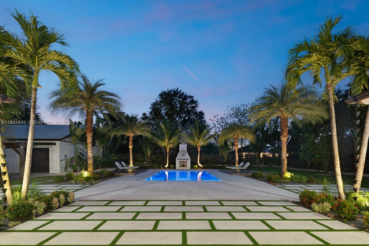 Backyard, Exterior, Pool