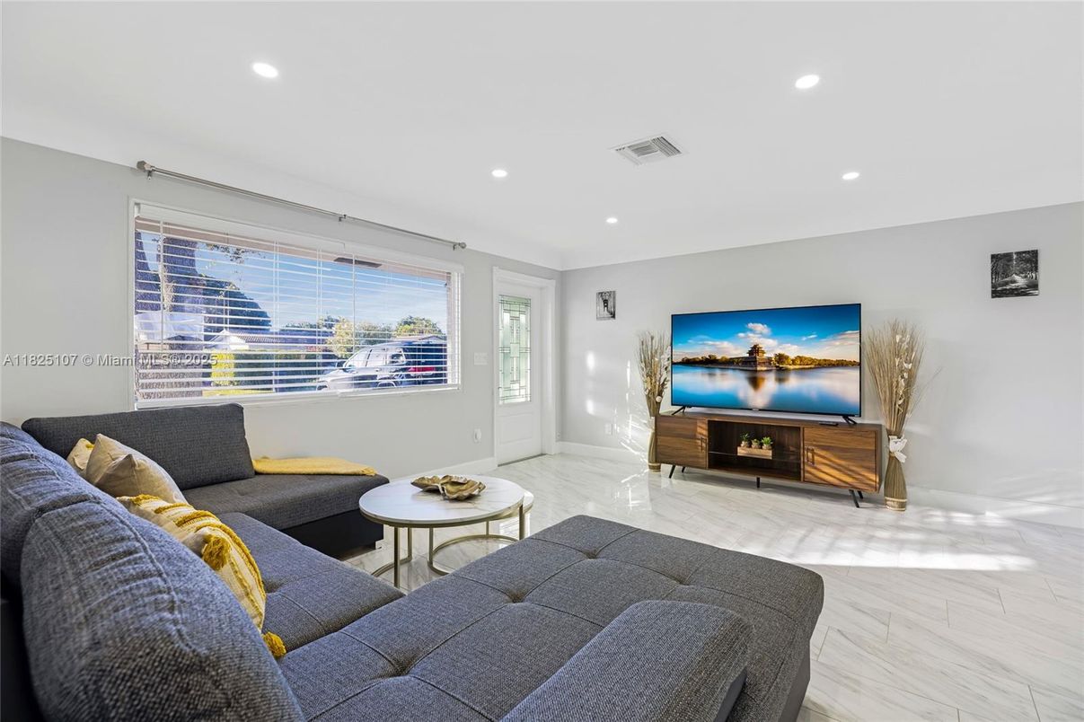Interior, Living room, Marble, Recessed Lighting