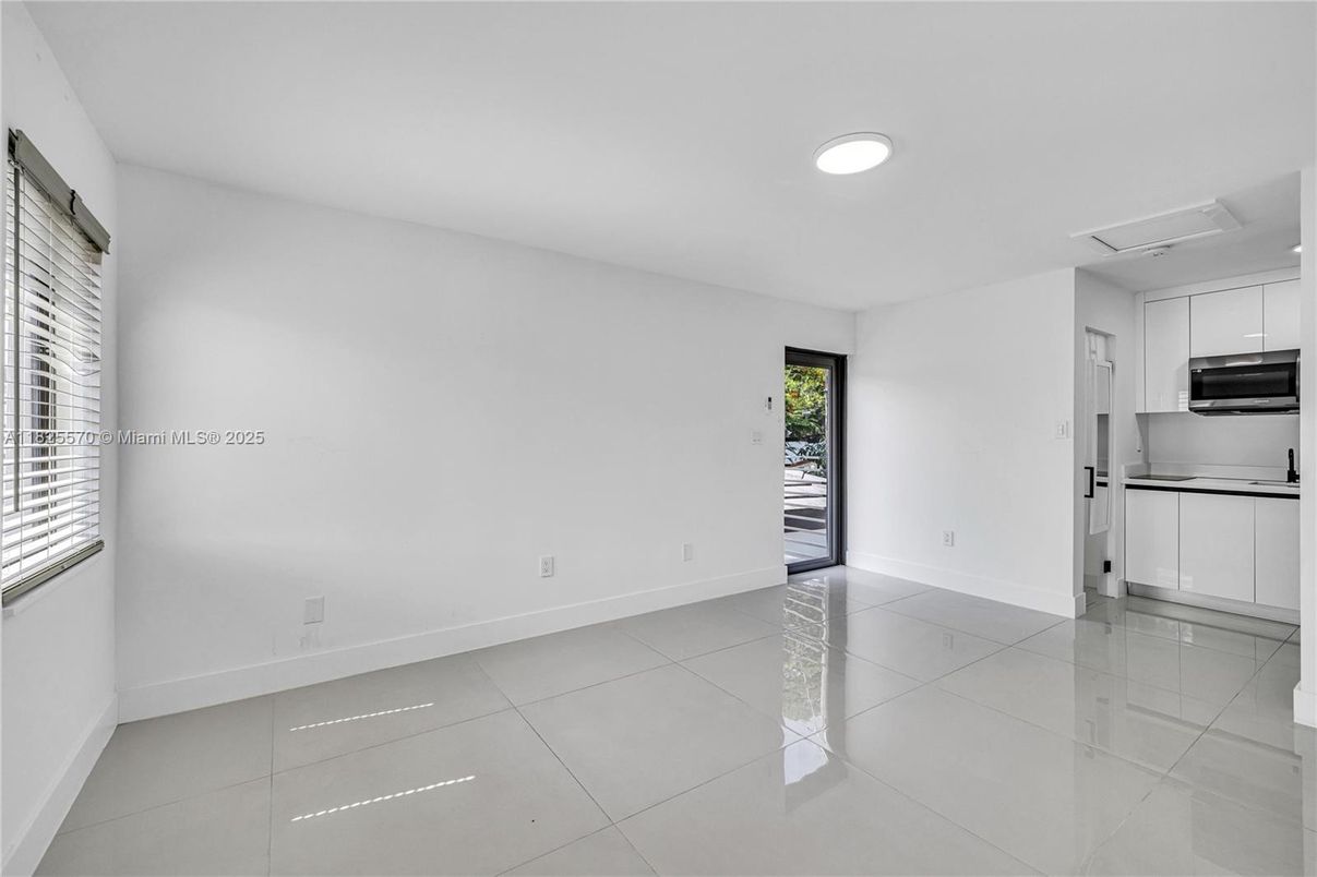Empty room, Interior, Kitchen, Recessed Lighting, Stainless Steel Appliances
