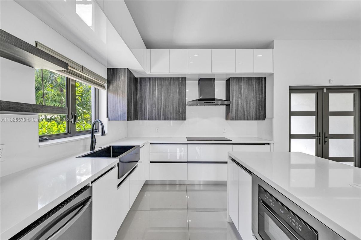 Interior, Kitchen